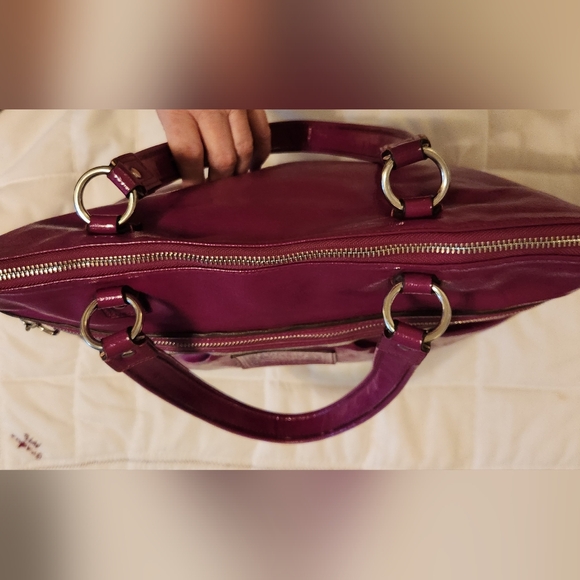 Coach Poppy Daisy Patent Leather Shoulder/Tote Bag- Raspberry Purple - Picture 6 of 16
